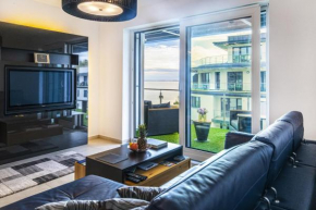 Sybill Suite with beach side